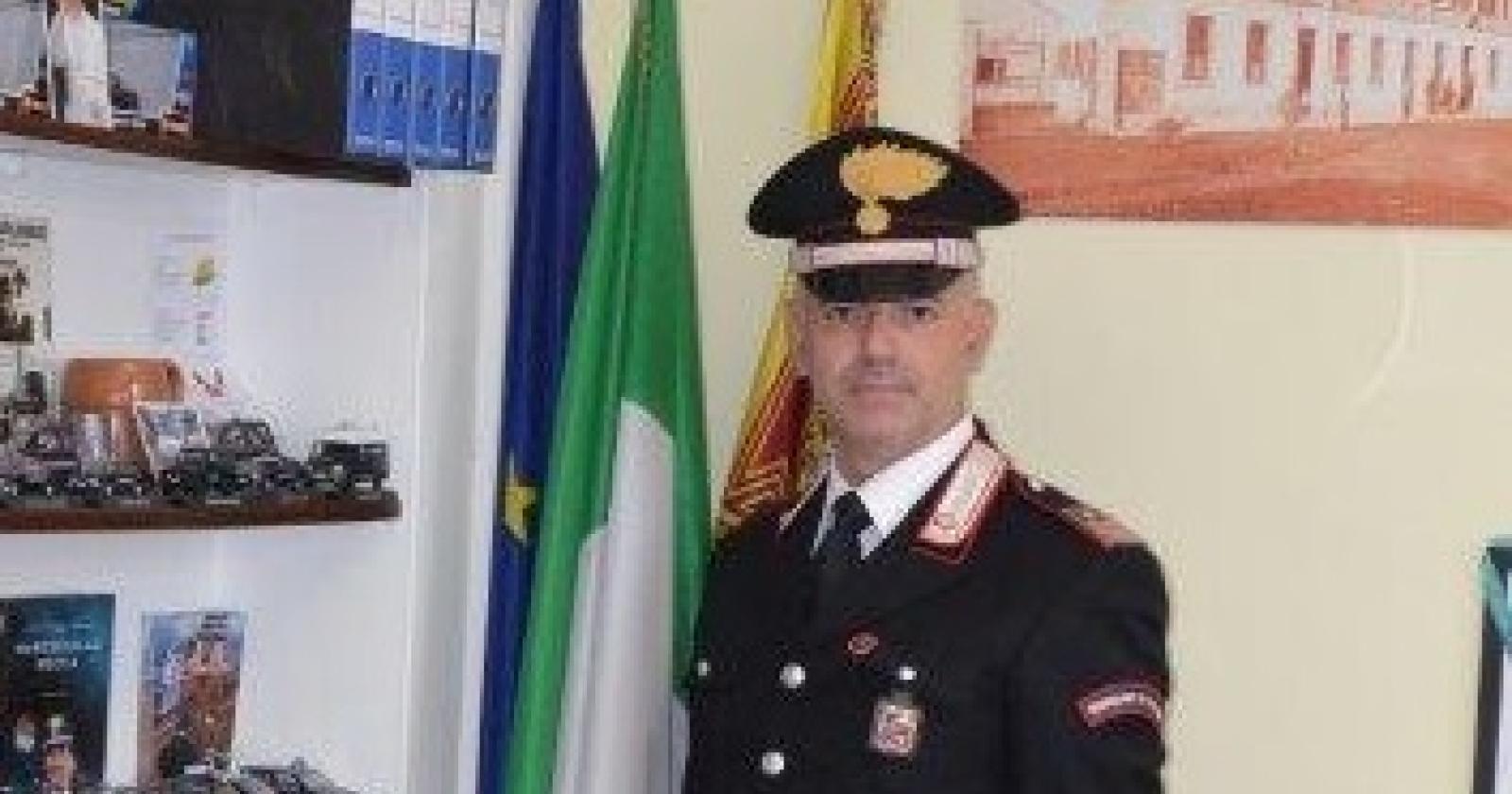 Ubriaco, assale i carabinieri: arrestato