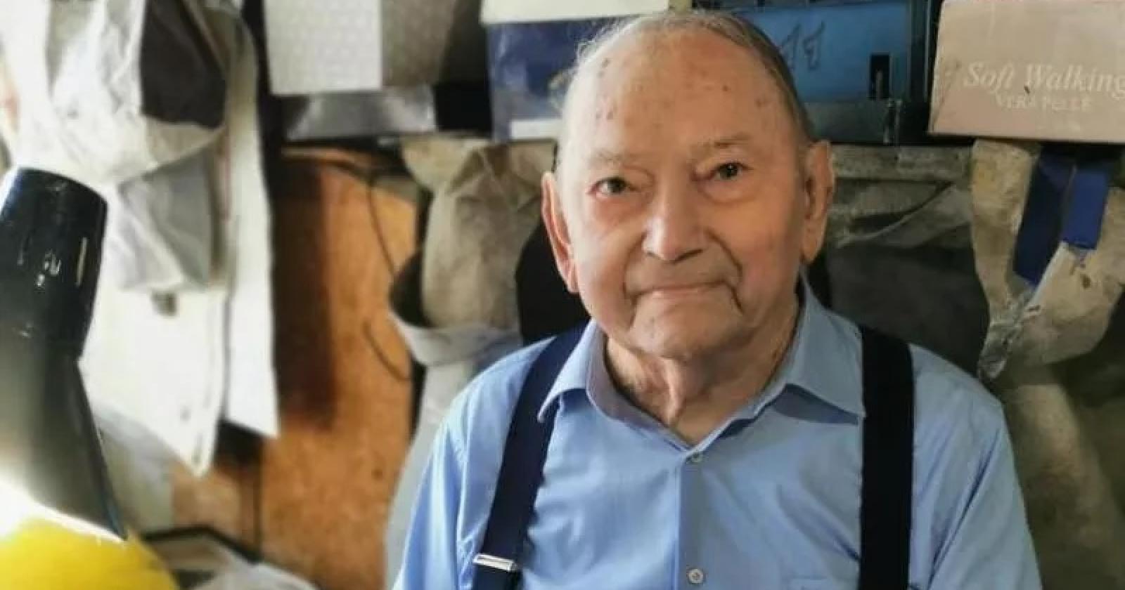 A 100 anni, non lascia la bottega: "Continuo"