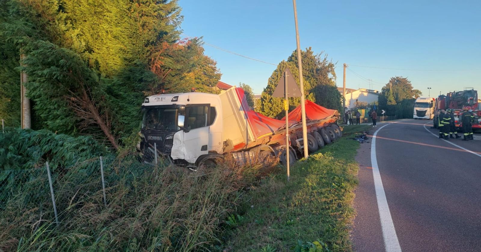 Di corsa all'ospedale, partorisce in ambulanza