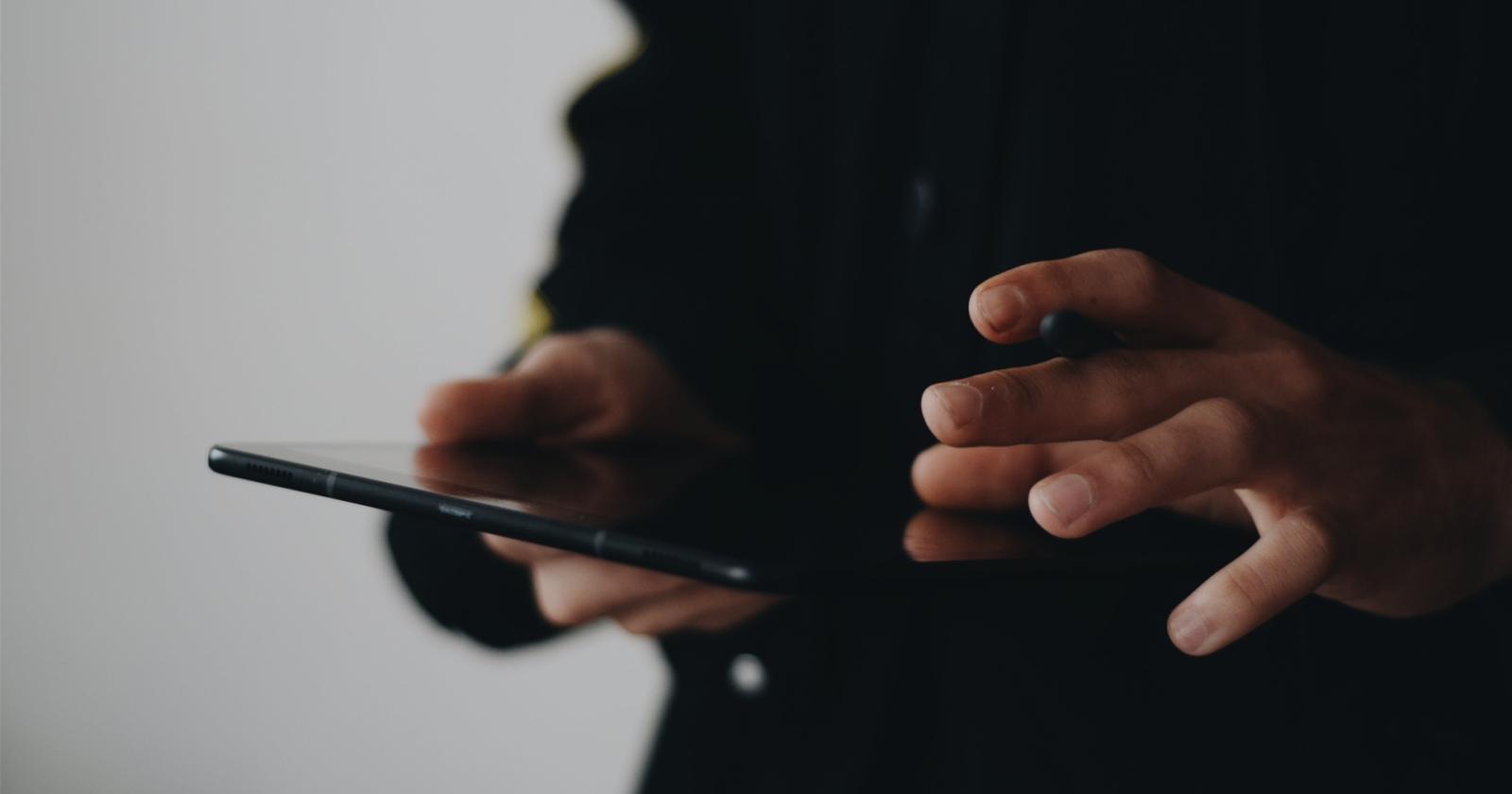 Pazzesco, ti rubano l'auto col tablet