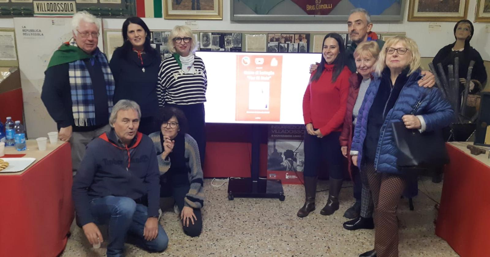 Antonella Bertoli Presenta "Nome di Battaglia Fior Di Stelo"