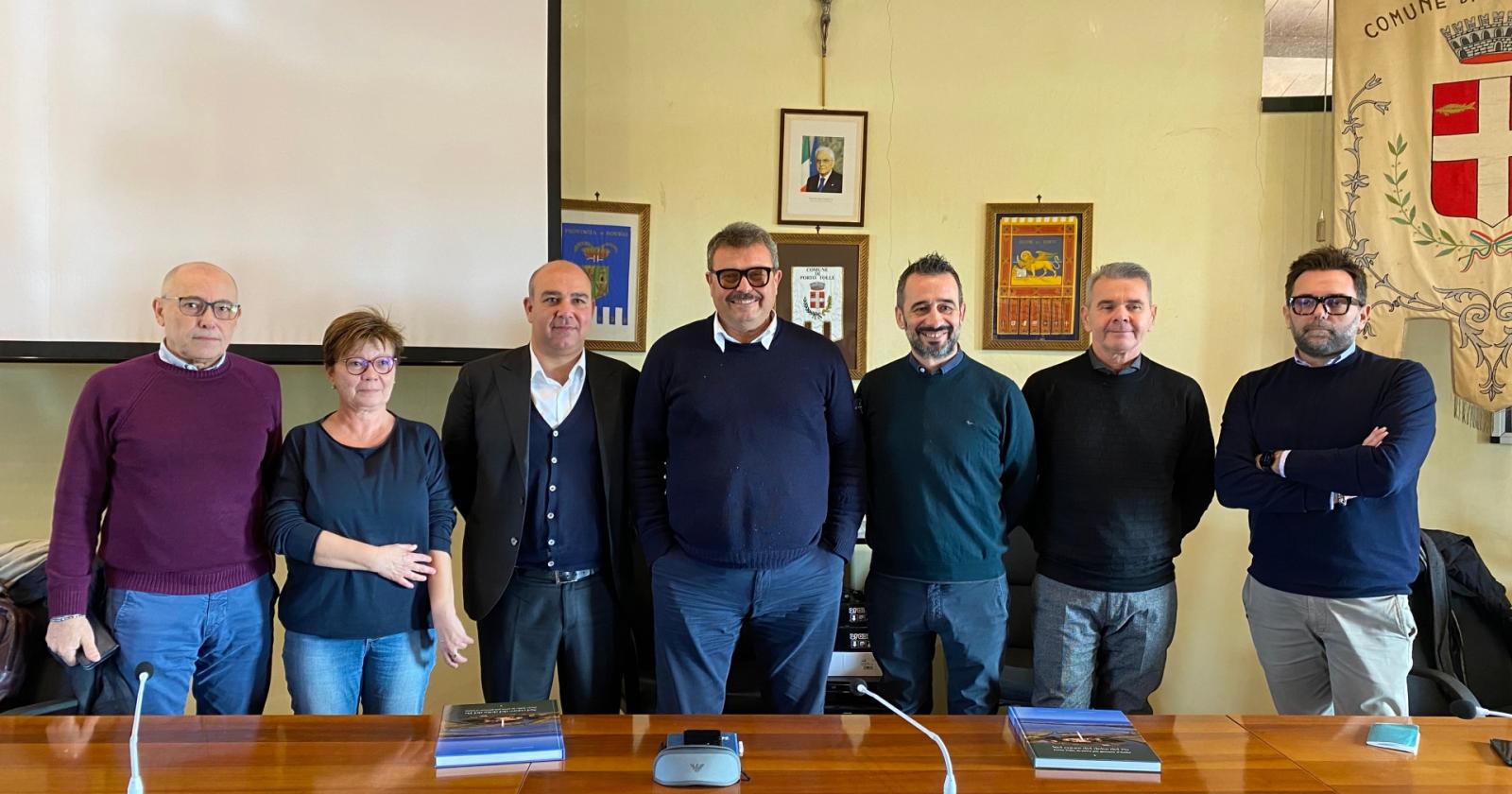 Un mega villaggio turistico al posto dell'ex centrale