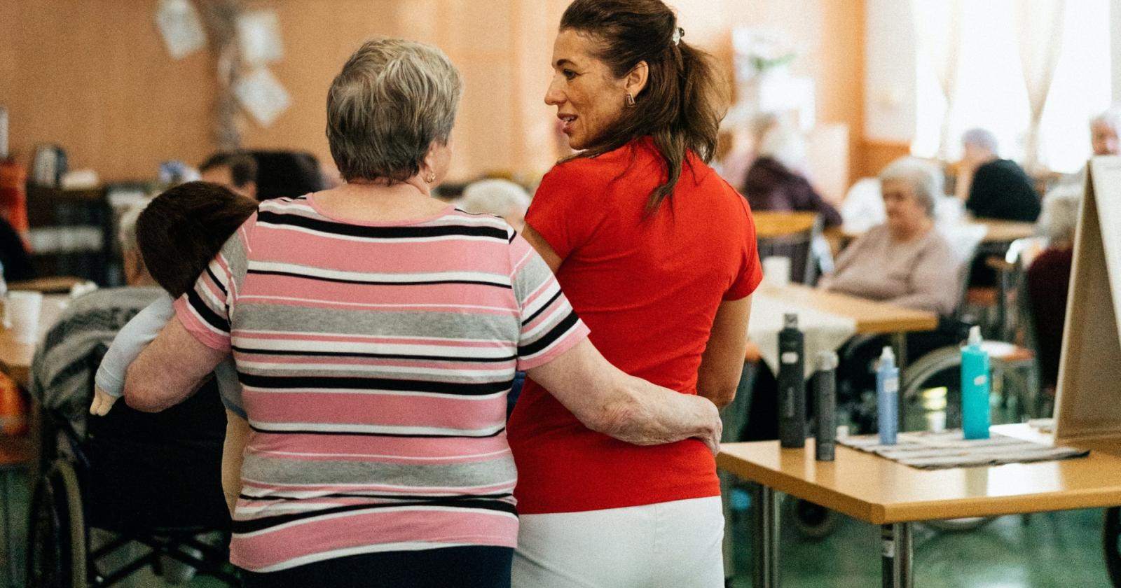 Caregiver Veneto in Rosa, il progetto per le donne del comune di Villanova del Ghebbo