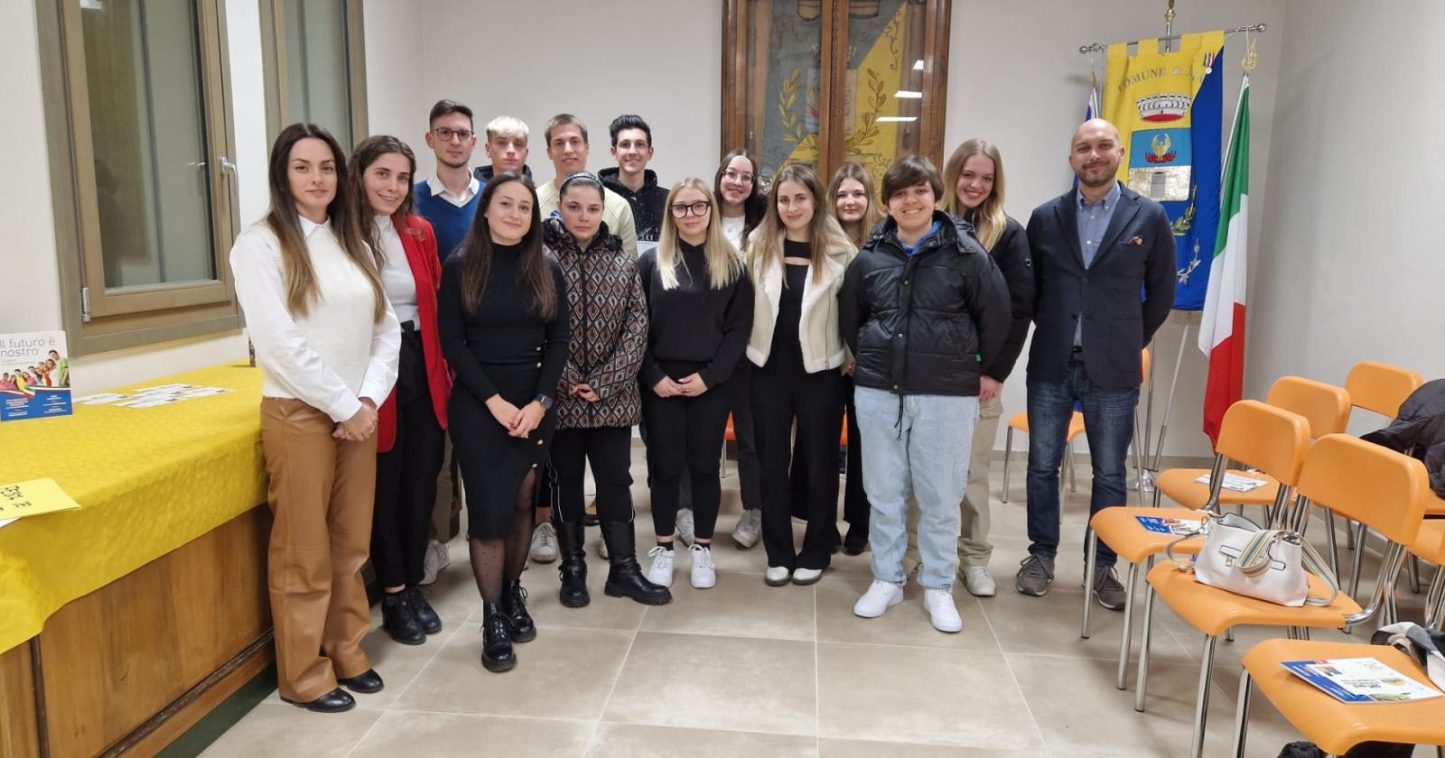 Il comune celebra i traguardi dei propri giovani
