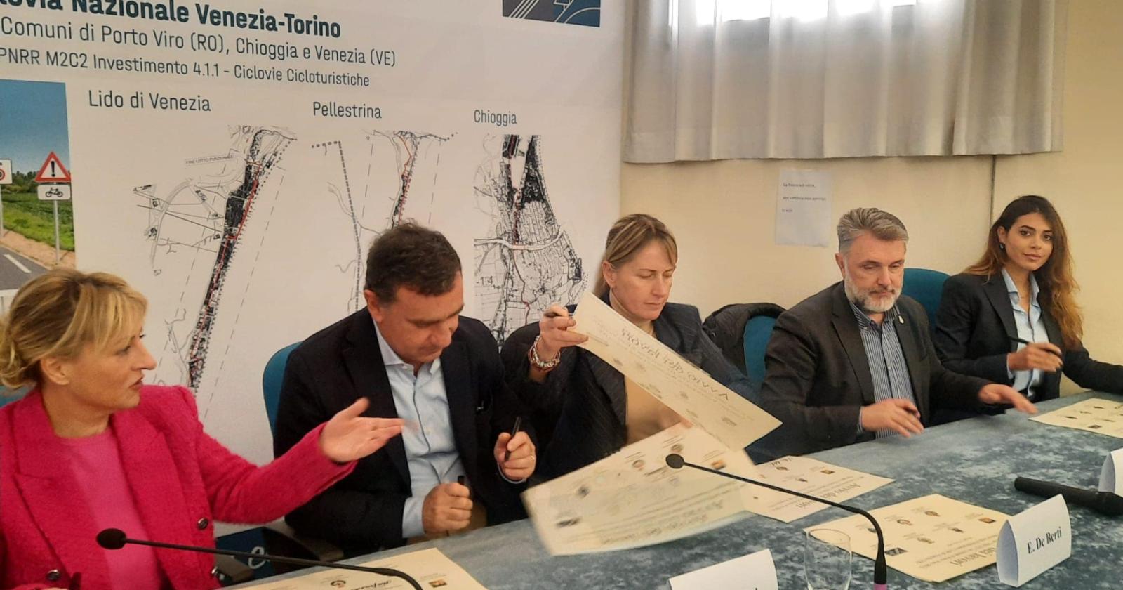 Dal Parco del Delta del Po al Lido di Venezia senza scendere dalla bici