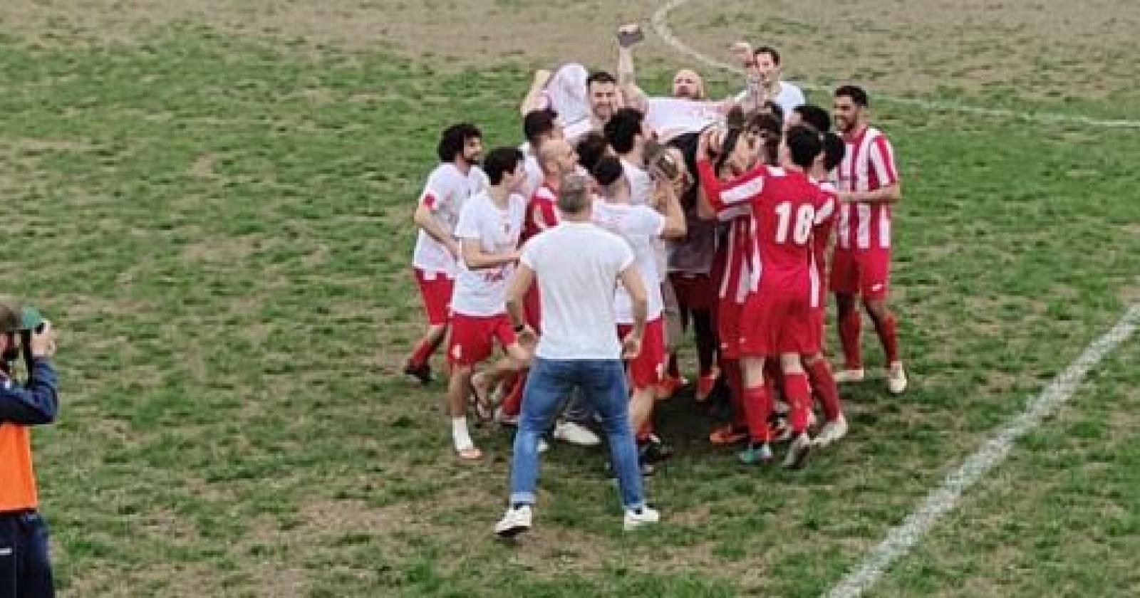 La Ficarolese vola in Seconda categoria: Un'impresa da record
