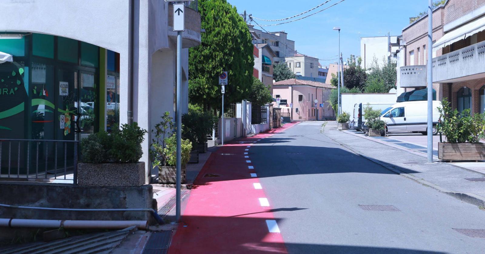 Ciclabili, riparte la polemica