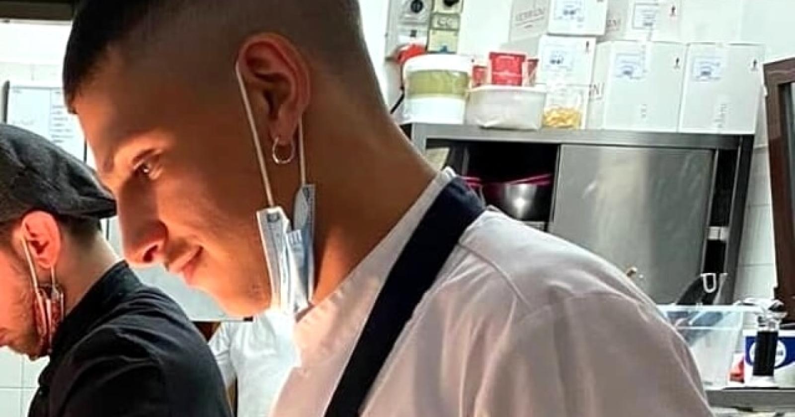 Tragedia a Rotterdam: Gabriele Barbini, giovane cuoco di San Donà, travolto e ucciso da un'auto pirata