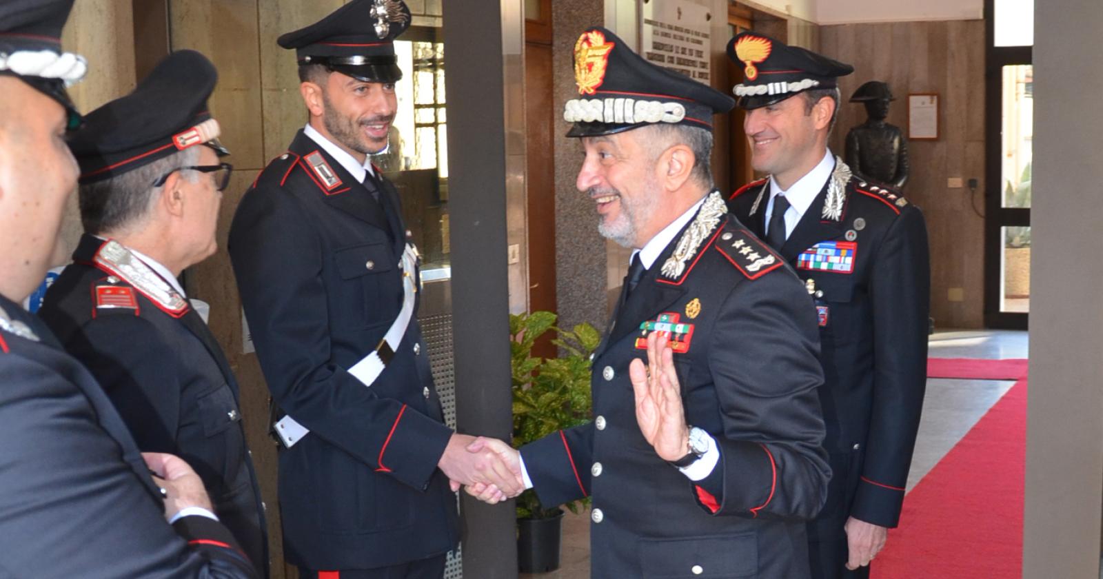 Visita e briefing col generale