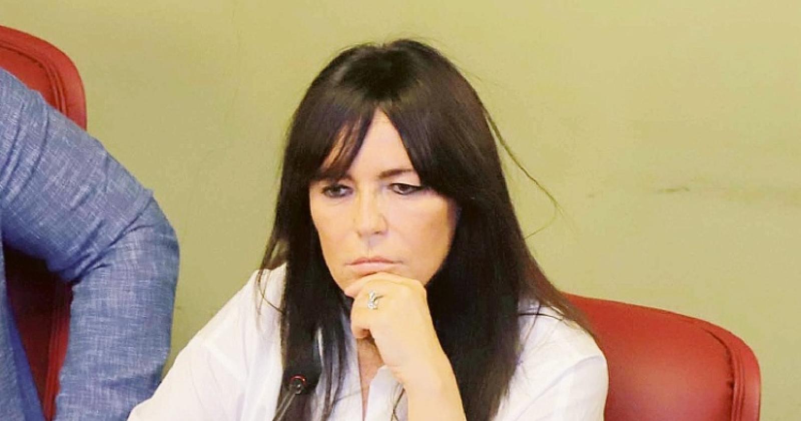 L’aula si infiamma sul caso Ecopol