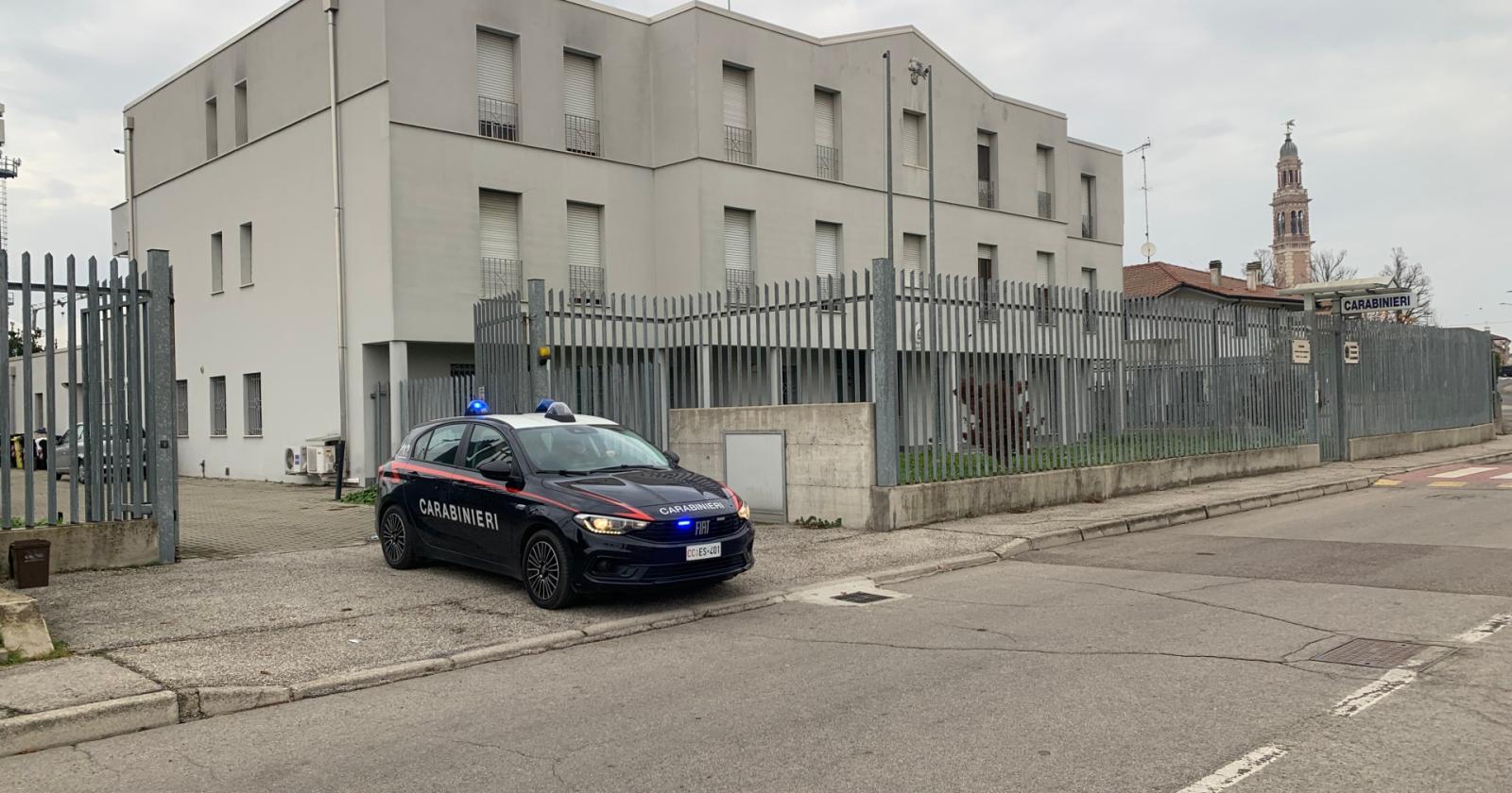 Ubriaco fradicio aggredisce i Carabinieri a Badia Polesine: arresto e condanna per direttissima