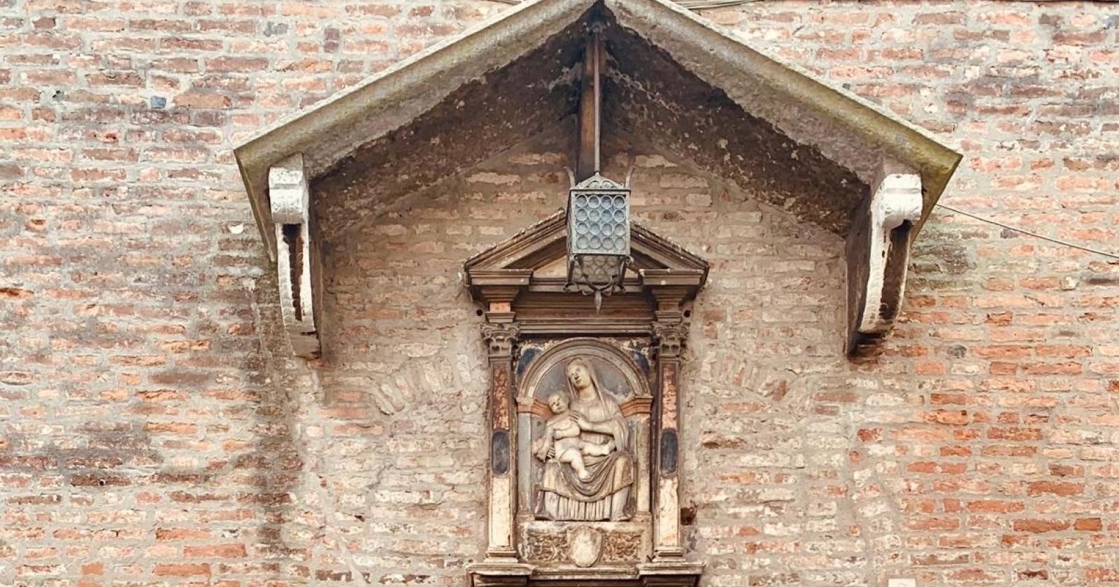 “Salviamo l’edicola monumentale”