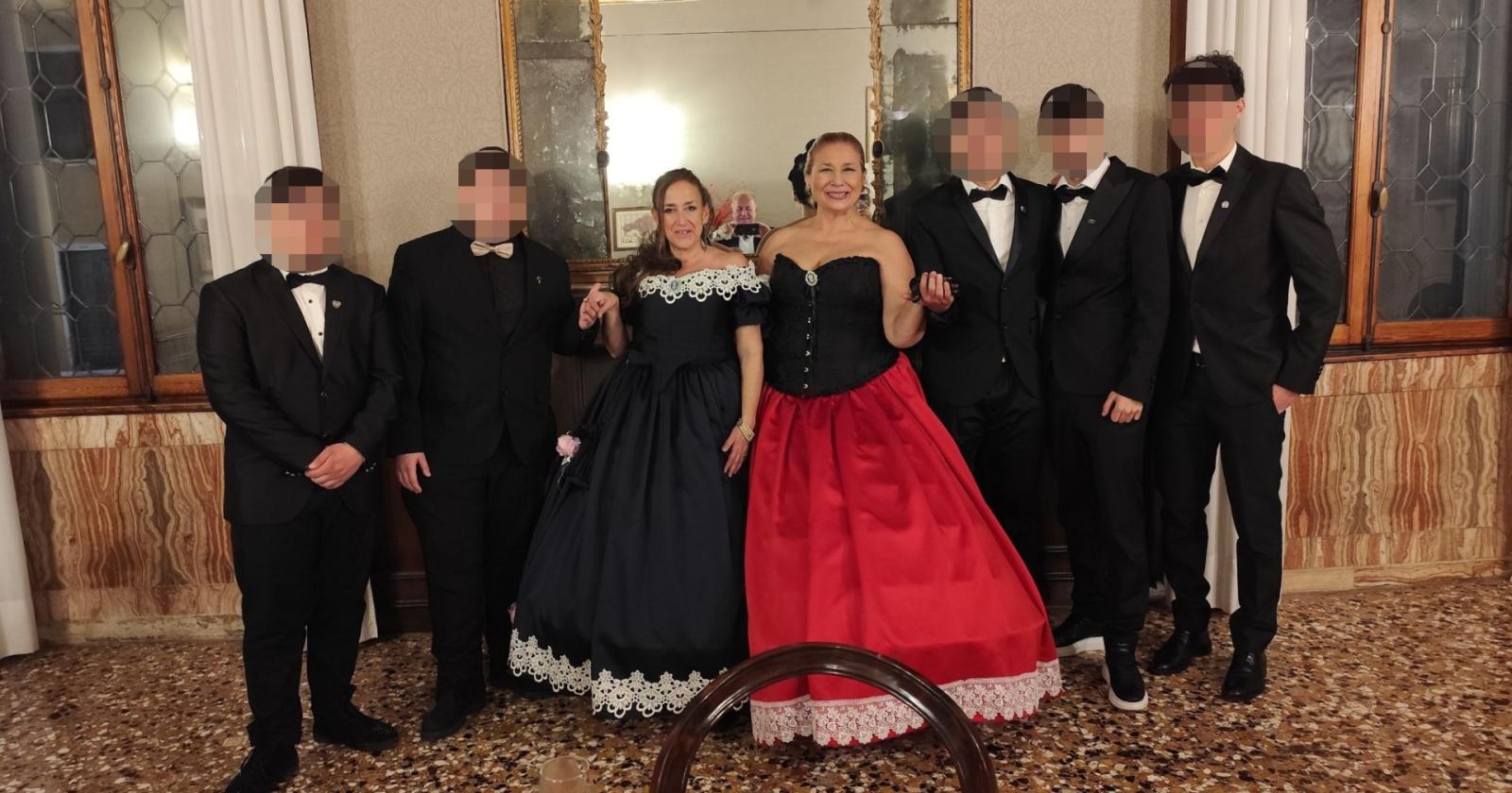 Insulti razzisti e omofobi agli studenti napoletani