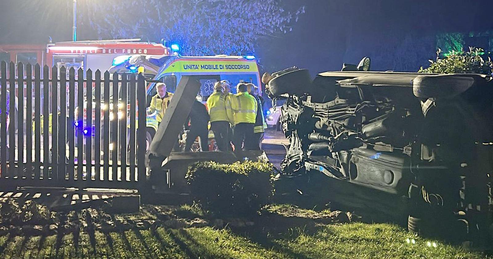 Dramma sulla Strada: Incidente a Castagnaro, Cinque Feriti e un Salvataggio Eroico