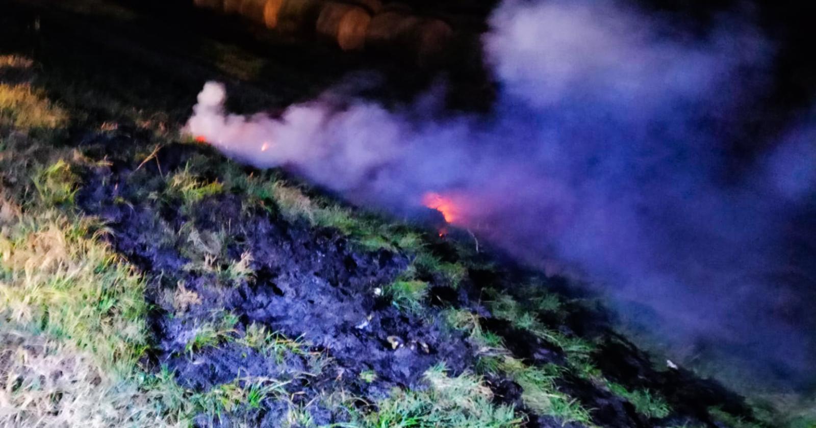Hanno di nuovo incendiato le rotoballe