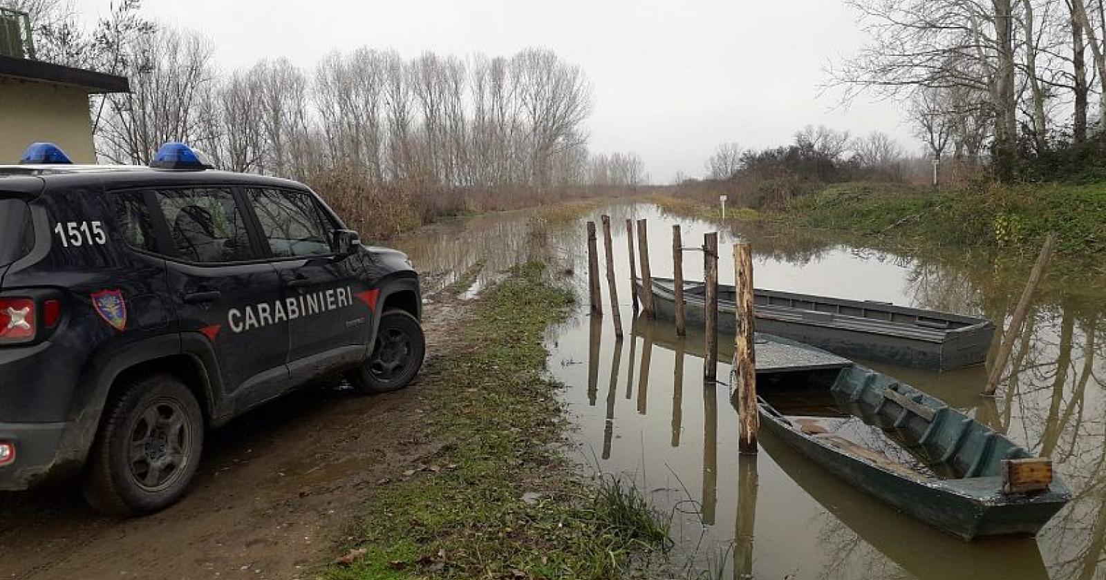 Cadavere nello scolo, è mistero