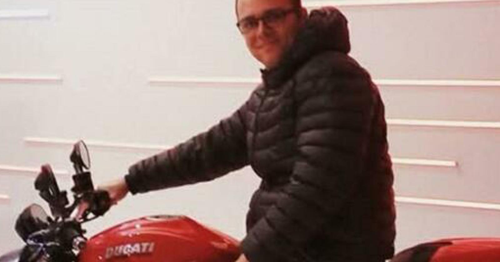 Muore all'improvvisa davanti ai genitori