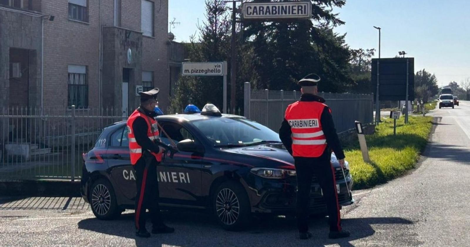 Nella busta della spesa, un chilo di droga