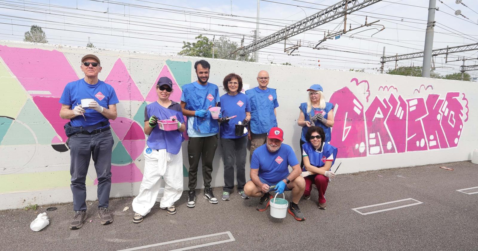 Retake disegna un murale per il Giro d'Italia