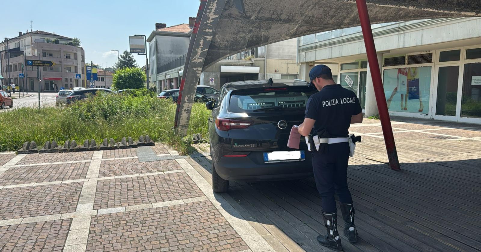 Sosta selvaggia, raffica di multe