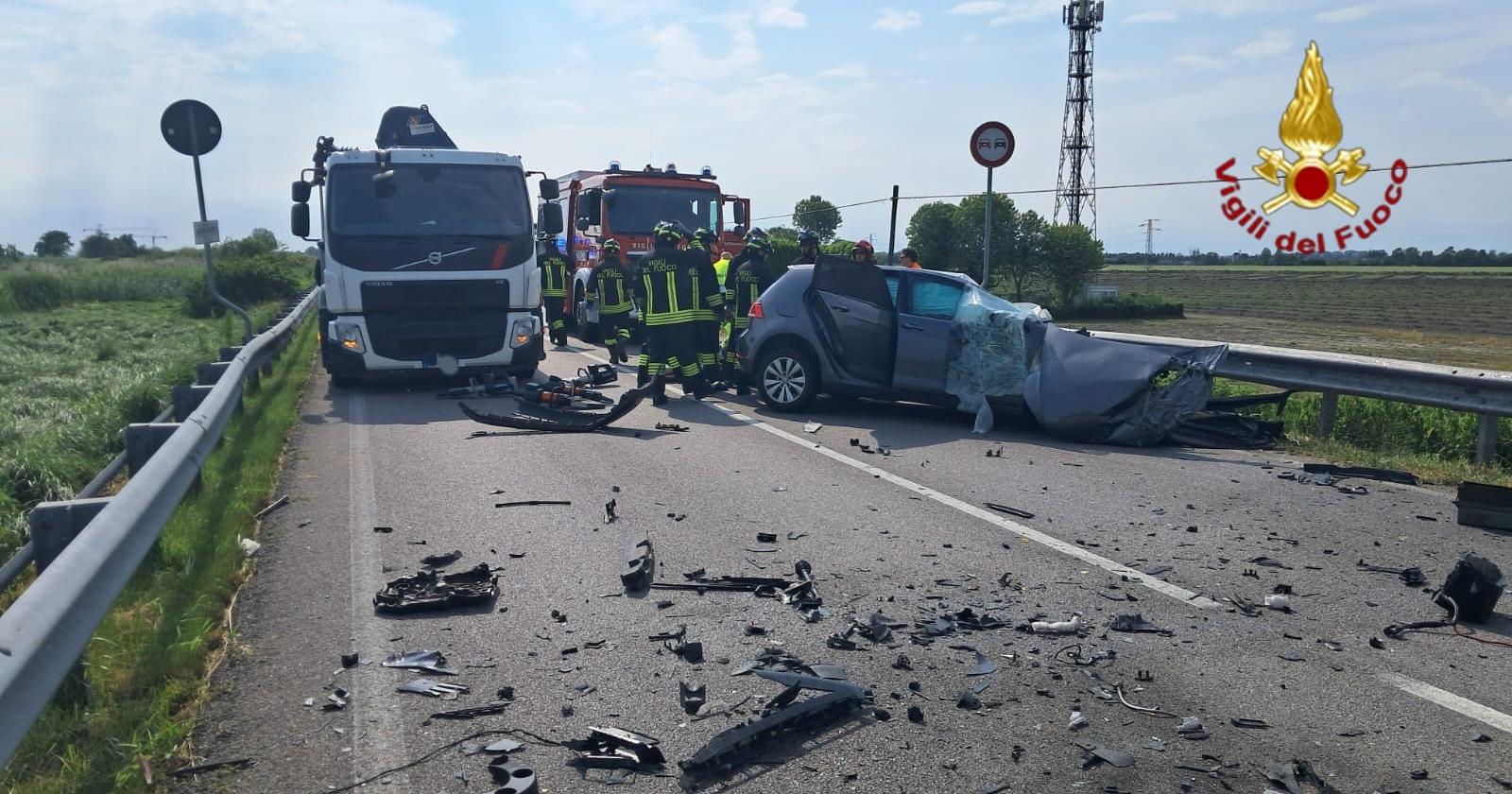 Un morto e due feriti gravi, uno è un neonato