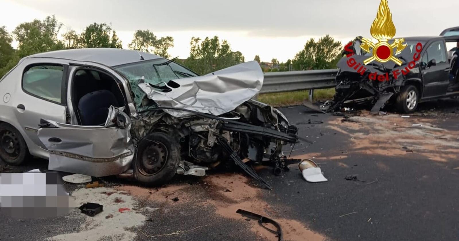 Tragedia sulla tangenziale di Portogruaro: scontro frontale fatale tra due auto