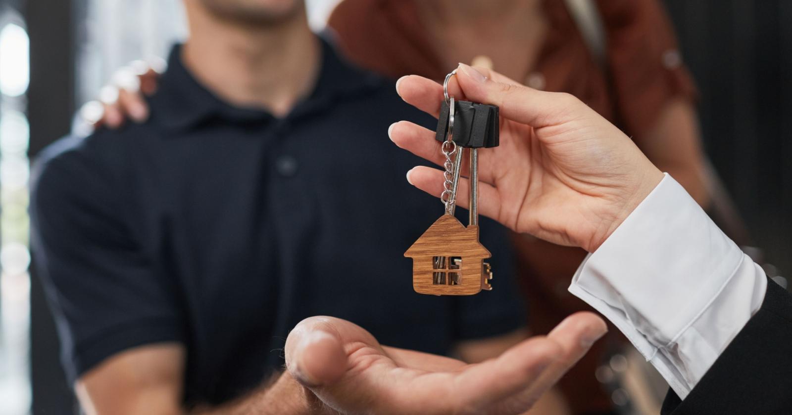 Nemmeno due stipendi bastano a comprare casa