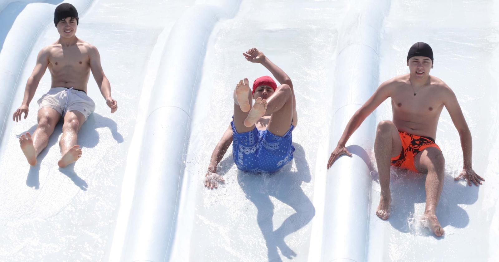 La città riabbraccia la sua piscina