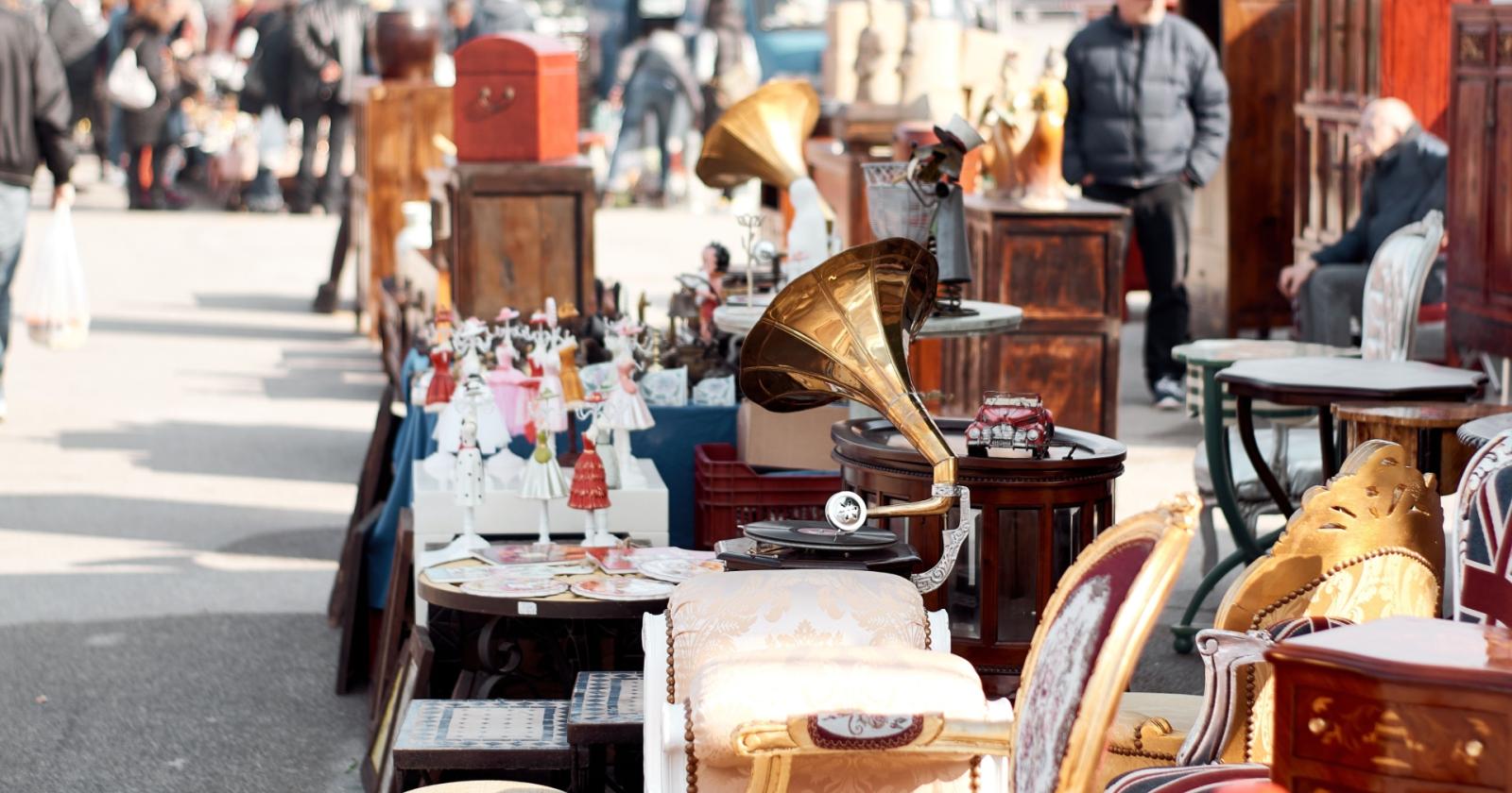 Alla scoperta dei mercatini dell'antiquariato in Veneto: un viaggio tra storia e curiosità