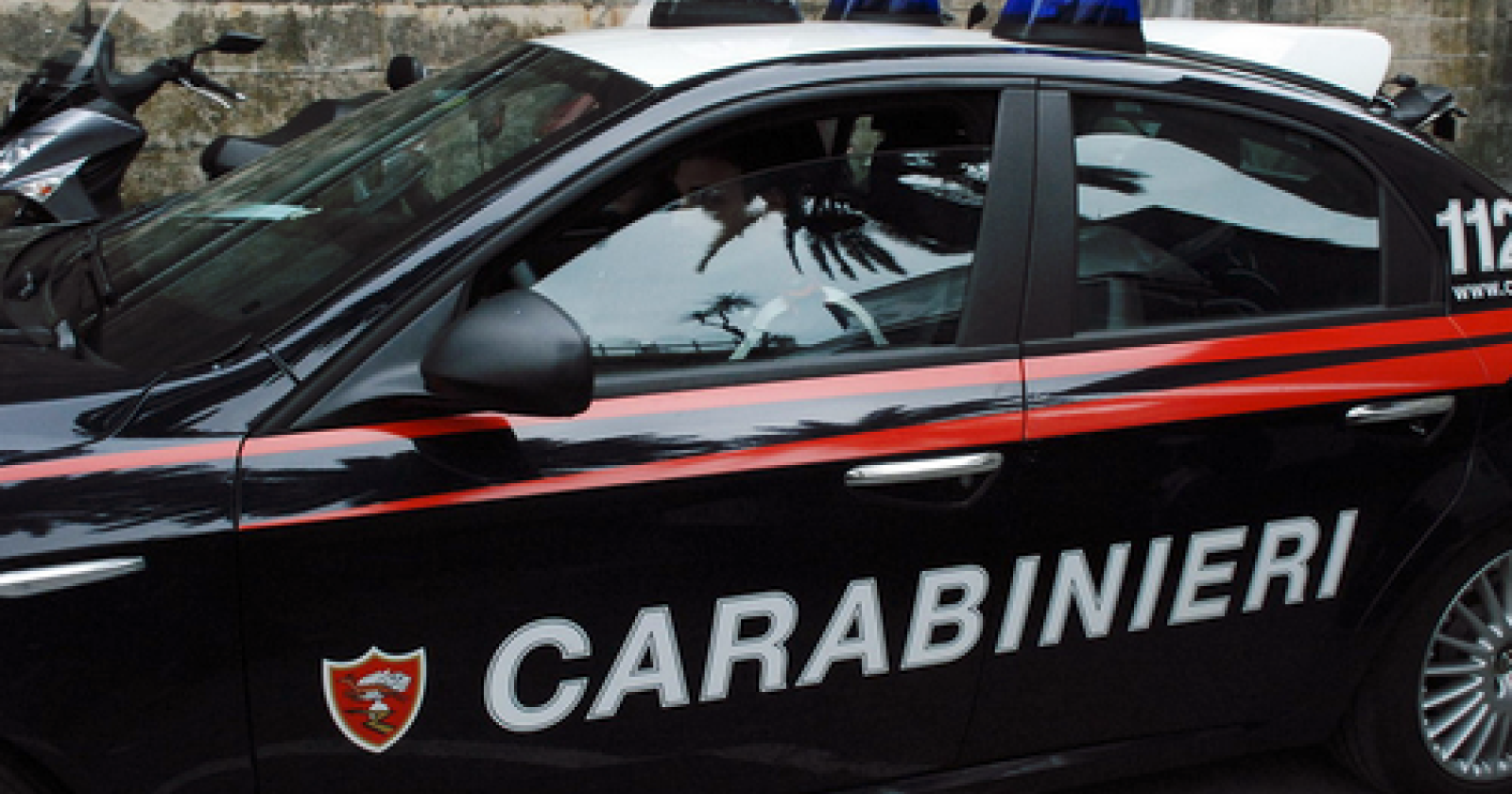 Faceva una gara di velocità da ubriaco: centra un uomo in scooter e lo uccide
