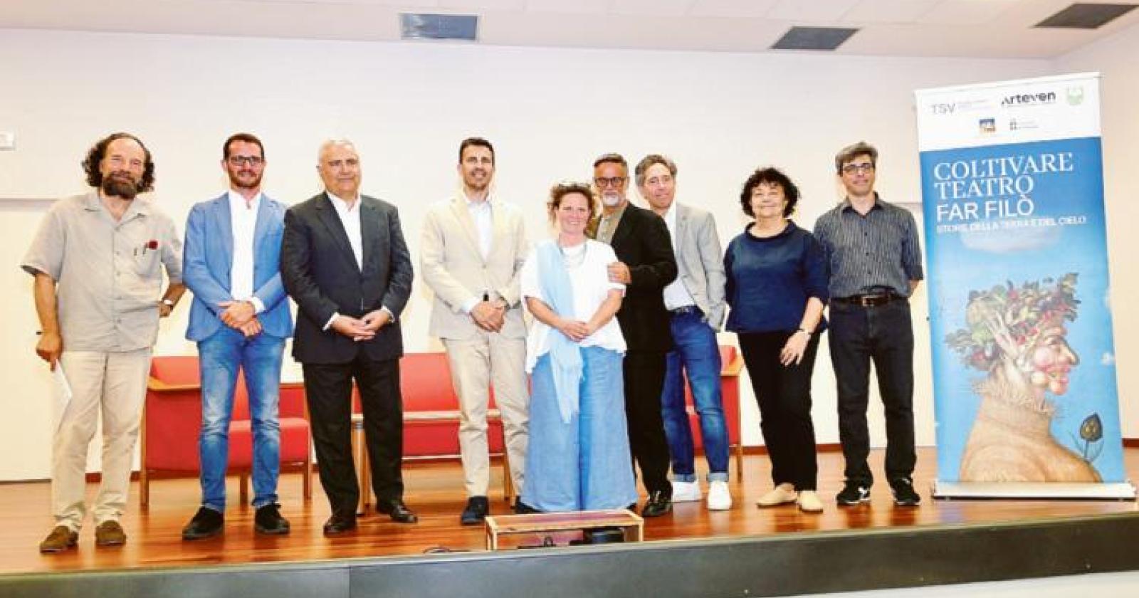 “Teatro più vicino alla comunità”