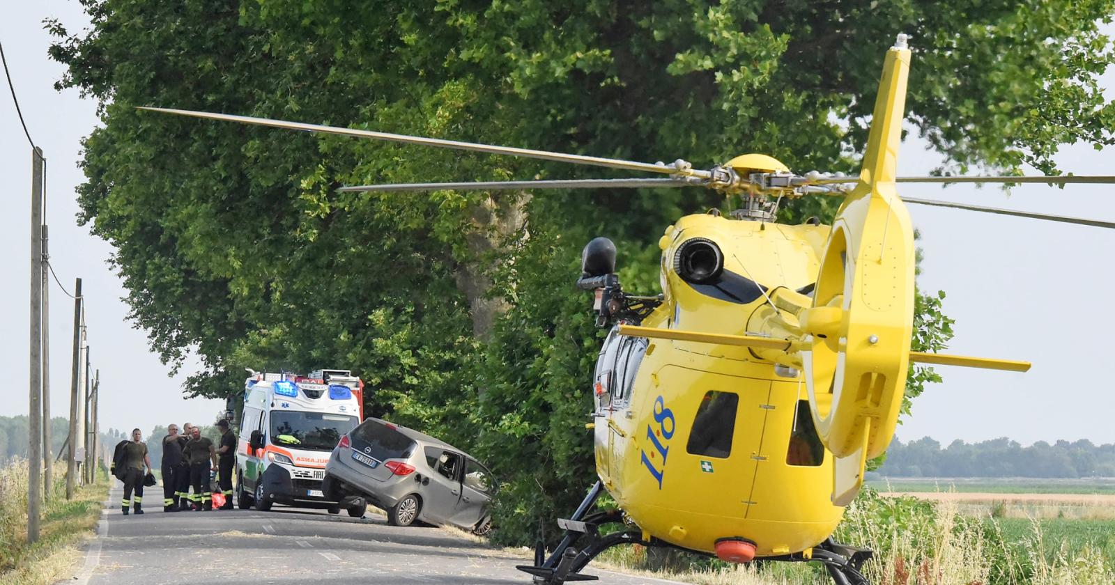 Muore a 8 anni in auto con la madre
