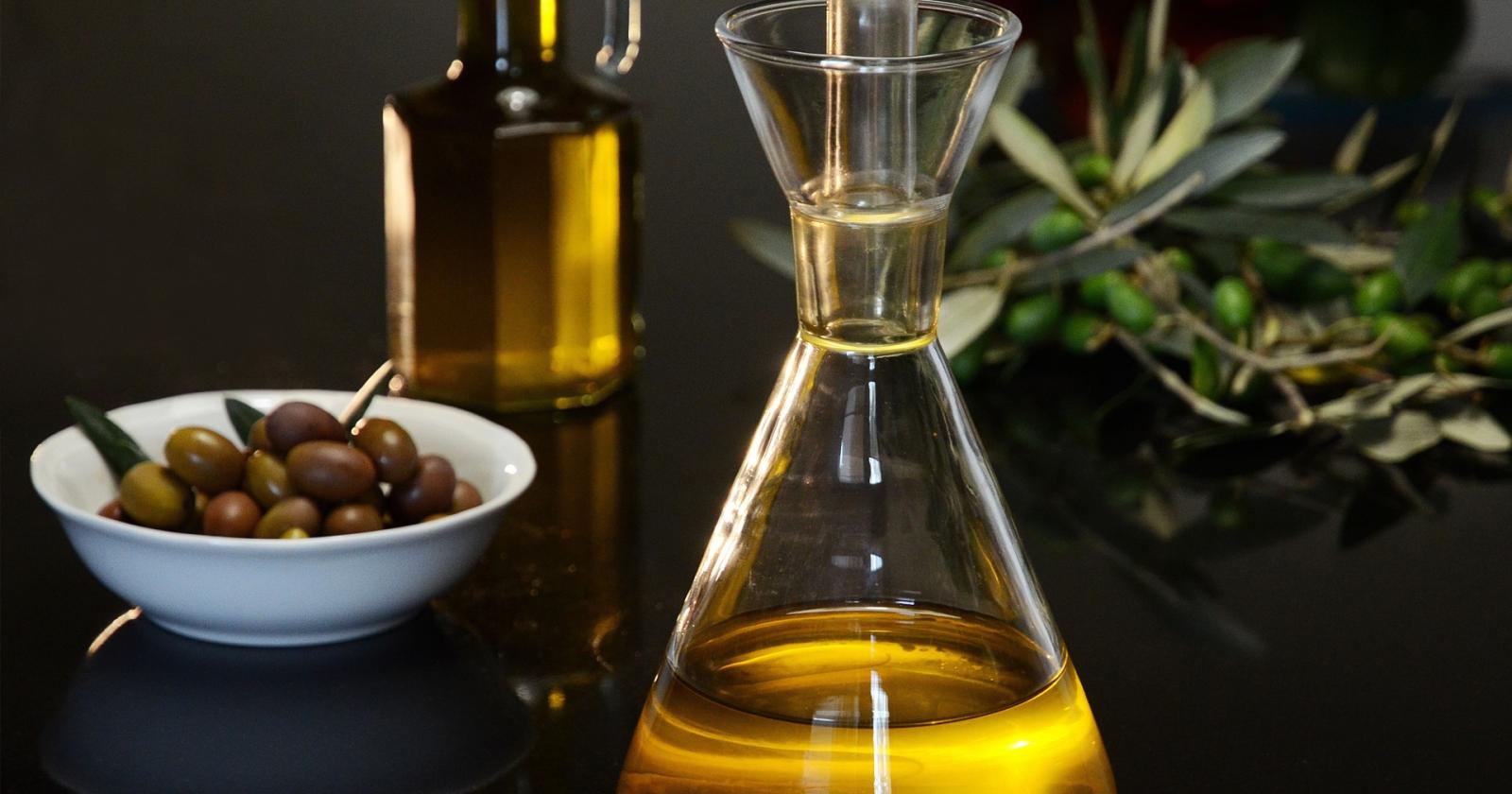 L'olio d'oliva: amico o nemico della bilancia? Un nuovo studio solleva dubbi