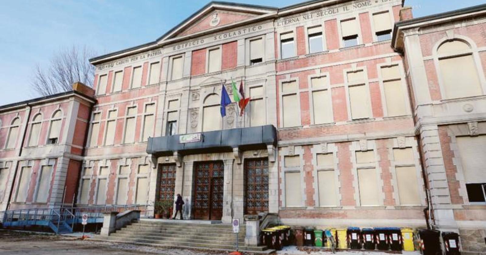 In arrivo l'insegna alla sede della polizia locale