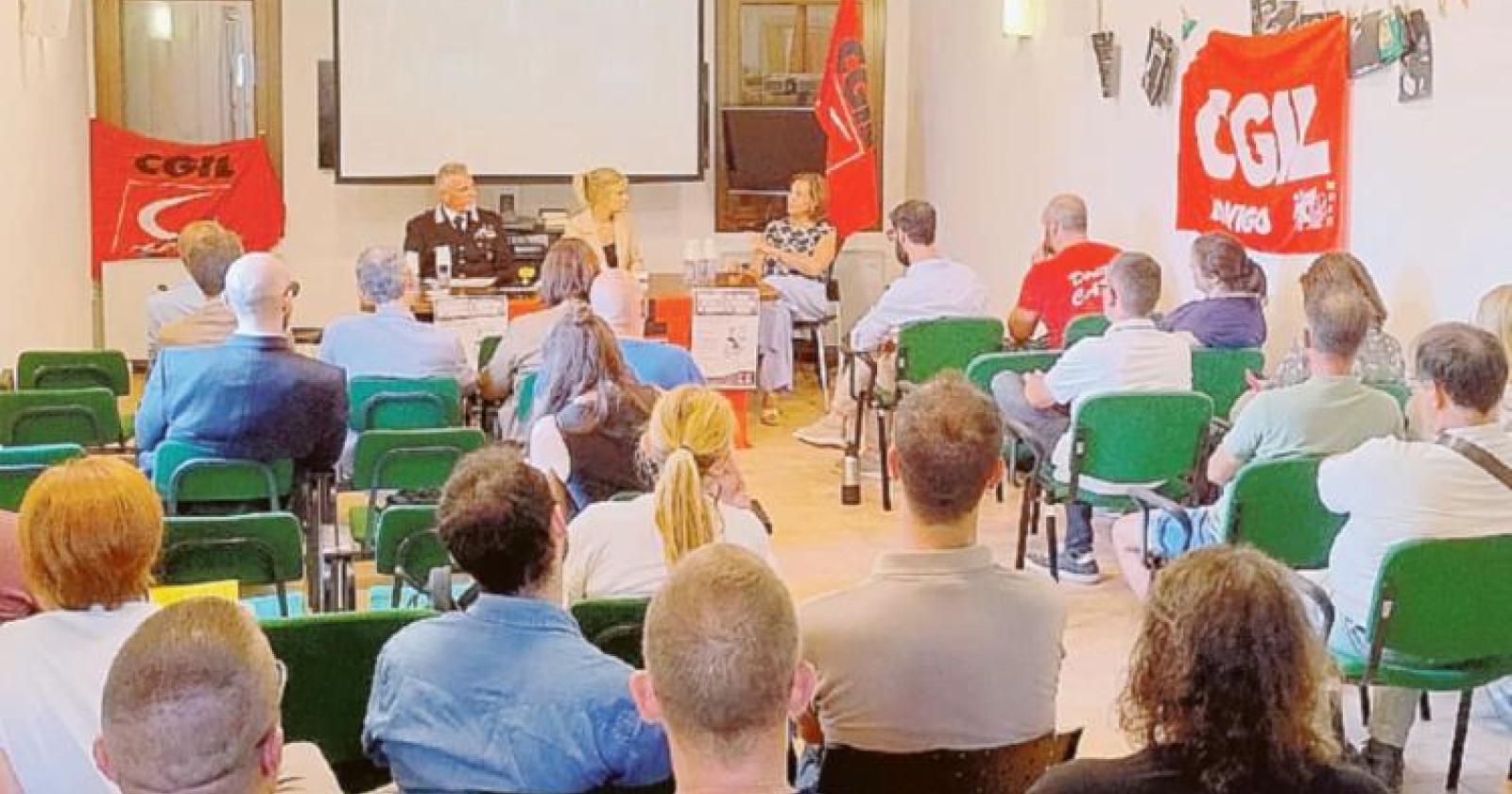 “Un’alleanza contro i caporali”