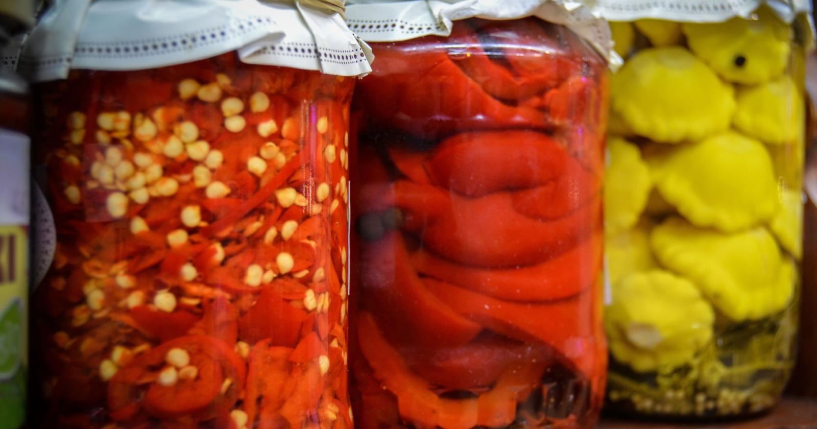Botulismo in Italia: dati, rischi nascosti e come mettere davvero al sicuro le conserve