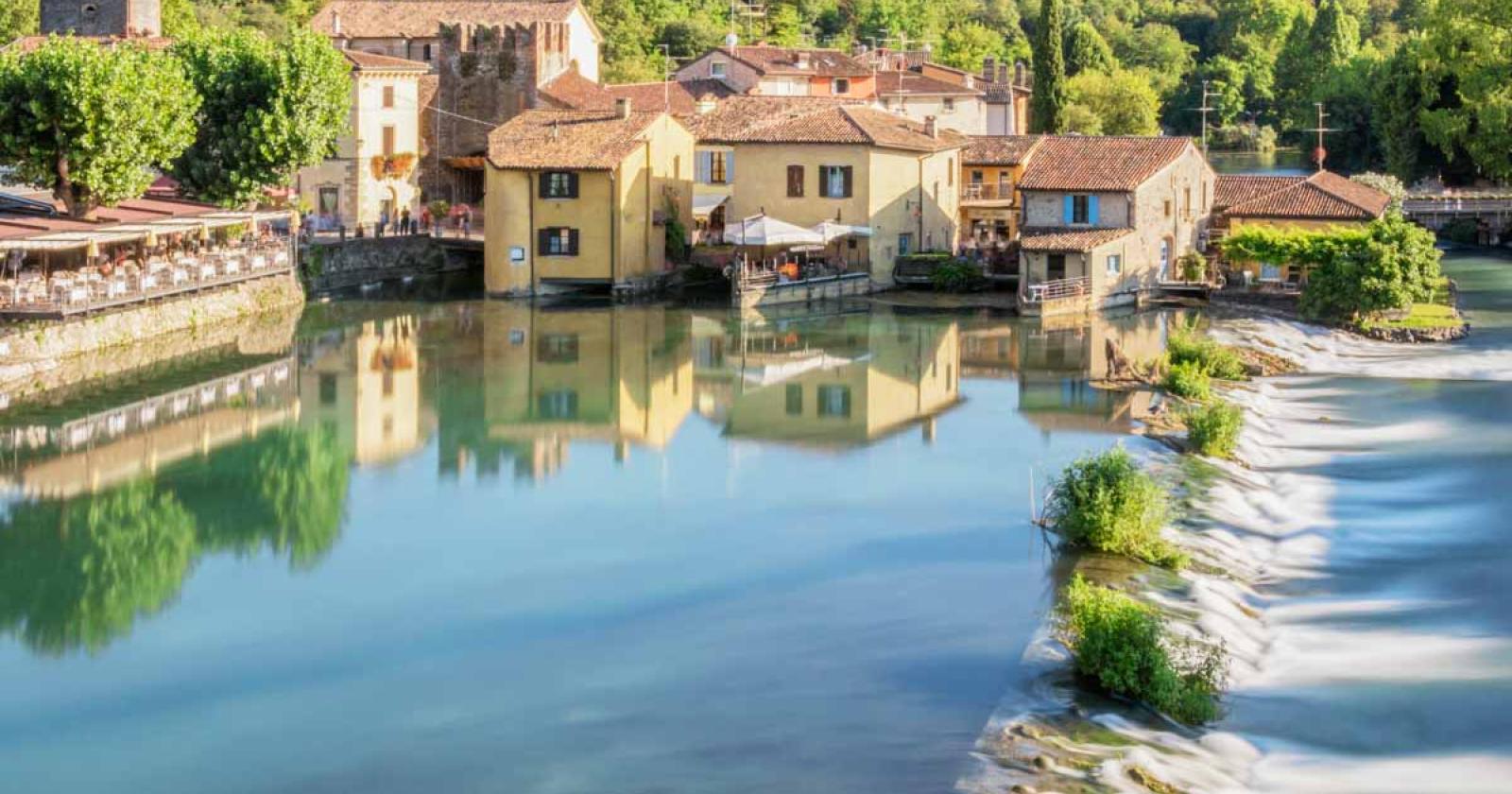 Tragedia sul Mincio: 60enne muore dopo il ribaltamento della canoa a Borghetto