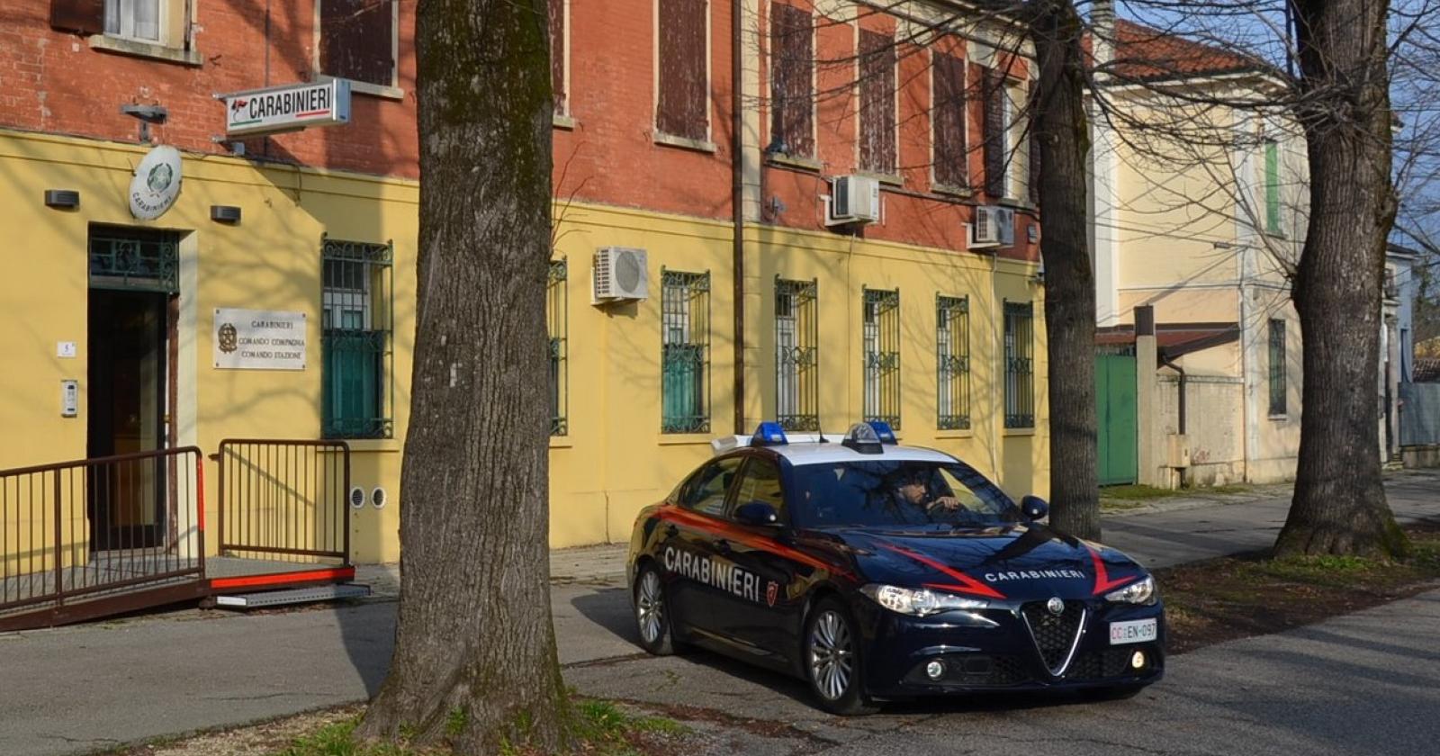 In giro con una mazza da baseball nel baule: denunciato