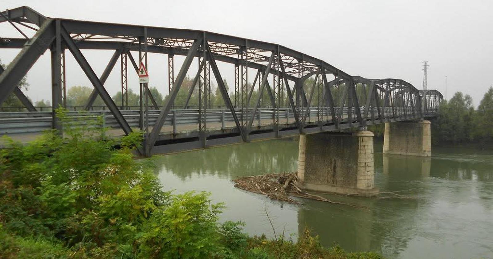 Il ponte sull’Adige chiude per lavori