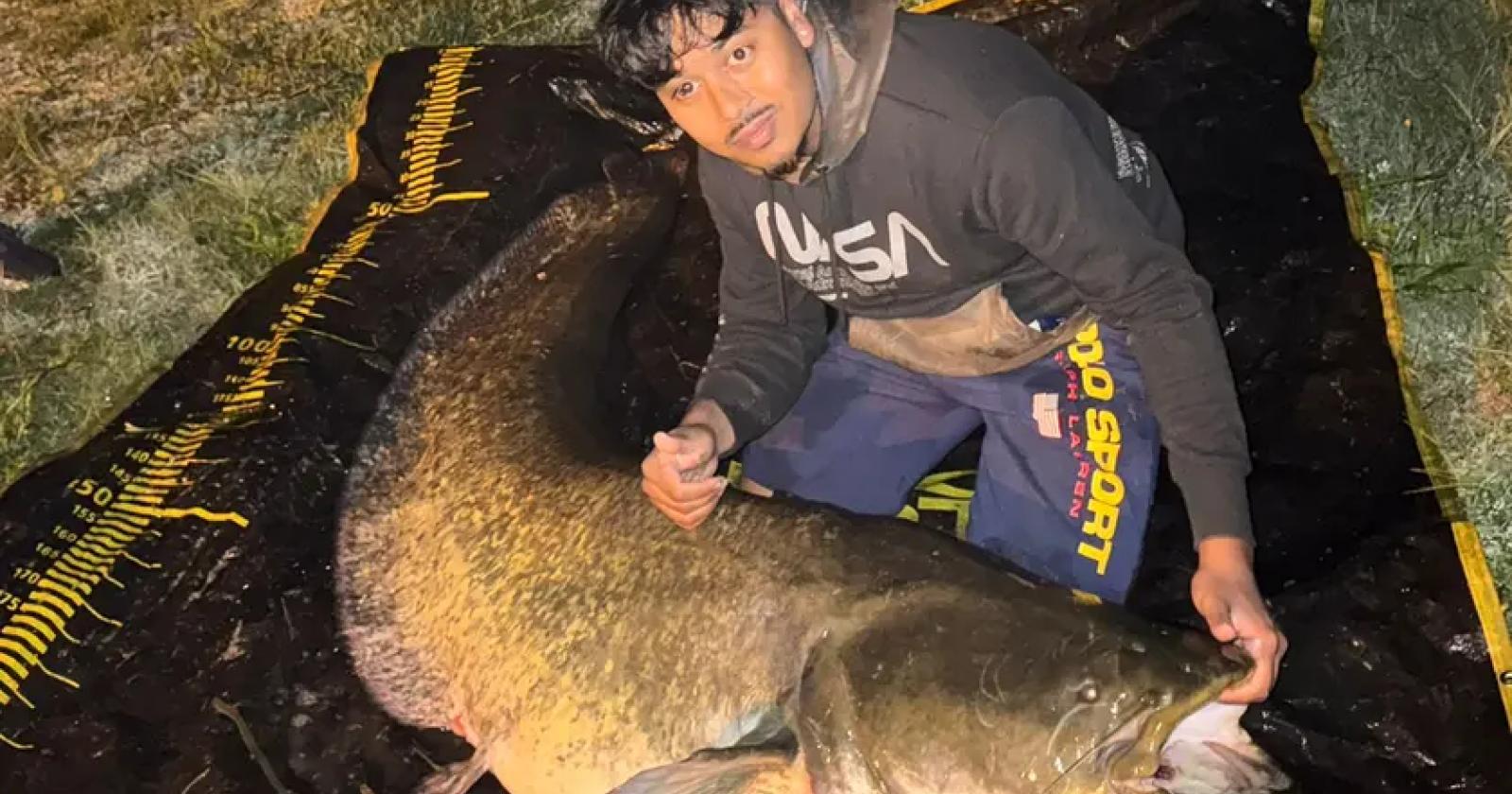 Padova, siluro da 2,40 metri nel Piovego: l’impresa di Nabel, 23 anni
