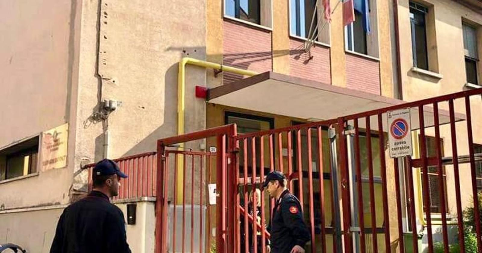 Padova, manganello davanti al liceo: «Non sai guidare», 19enne colpito alla testa davanti a compagni e docenti