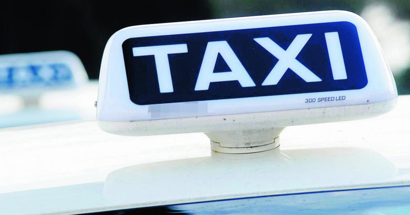Zero taxi, lasciata a piedi di notte