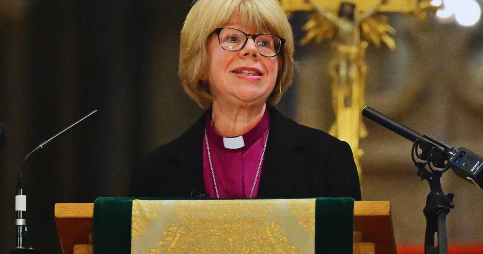 Sarah Mullally sarà la 106ª arcivescova di Canterbury: svolta storica per la Comunione anglicana