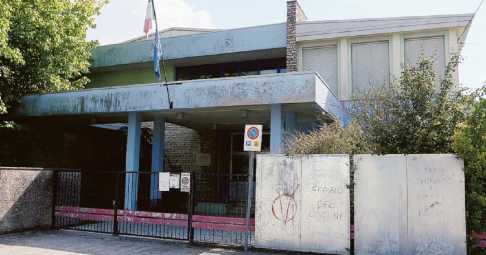 Una strada protetta verso la scuola