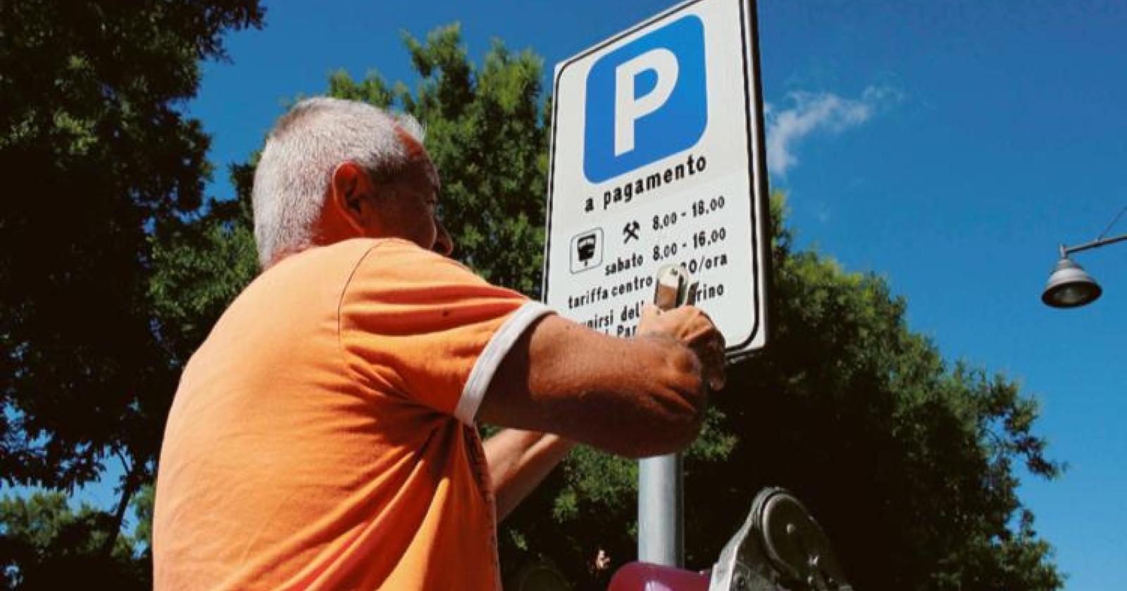 “Parcheggi, incubo quotidiano”