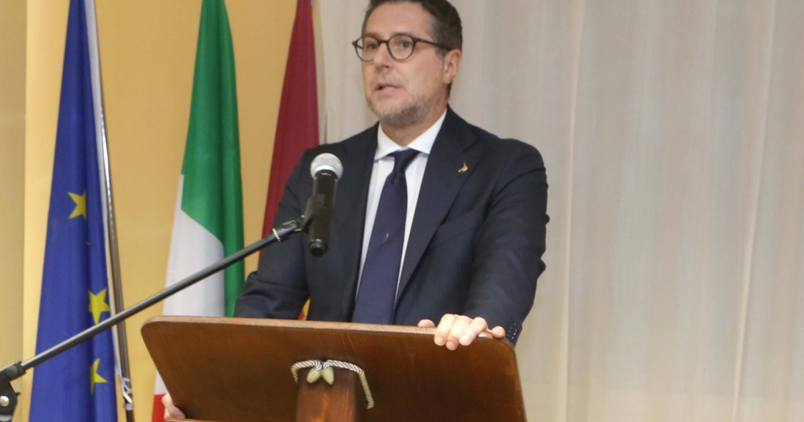 "Proseguiamo con la zona rossa"