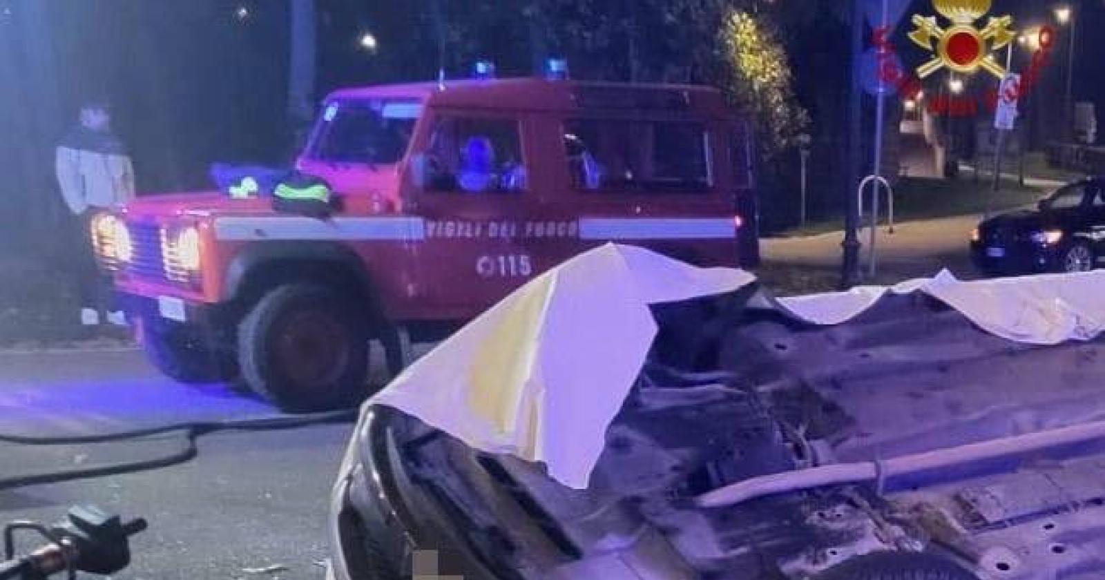 Tragedia ad Asiago: tre giovani perdono la vita in un drammatico schianto contro una fontana