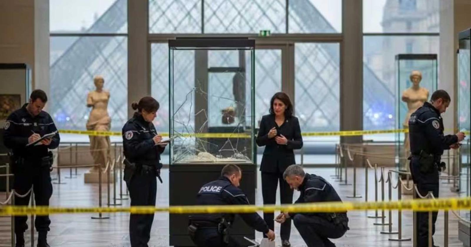 Rapina al Louvre: un colpo audace al cuore della cultura mondiale