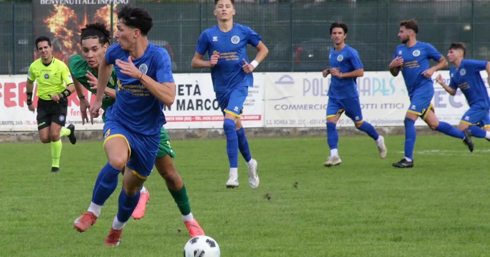 Porto Viro a picco, Bocar Juniors in vetta