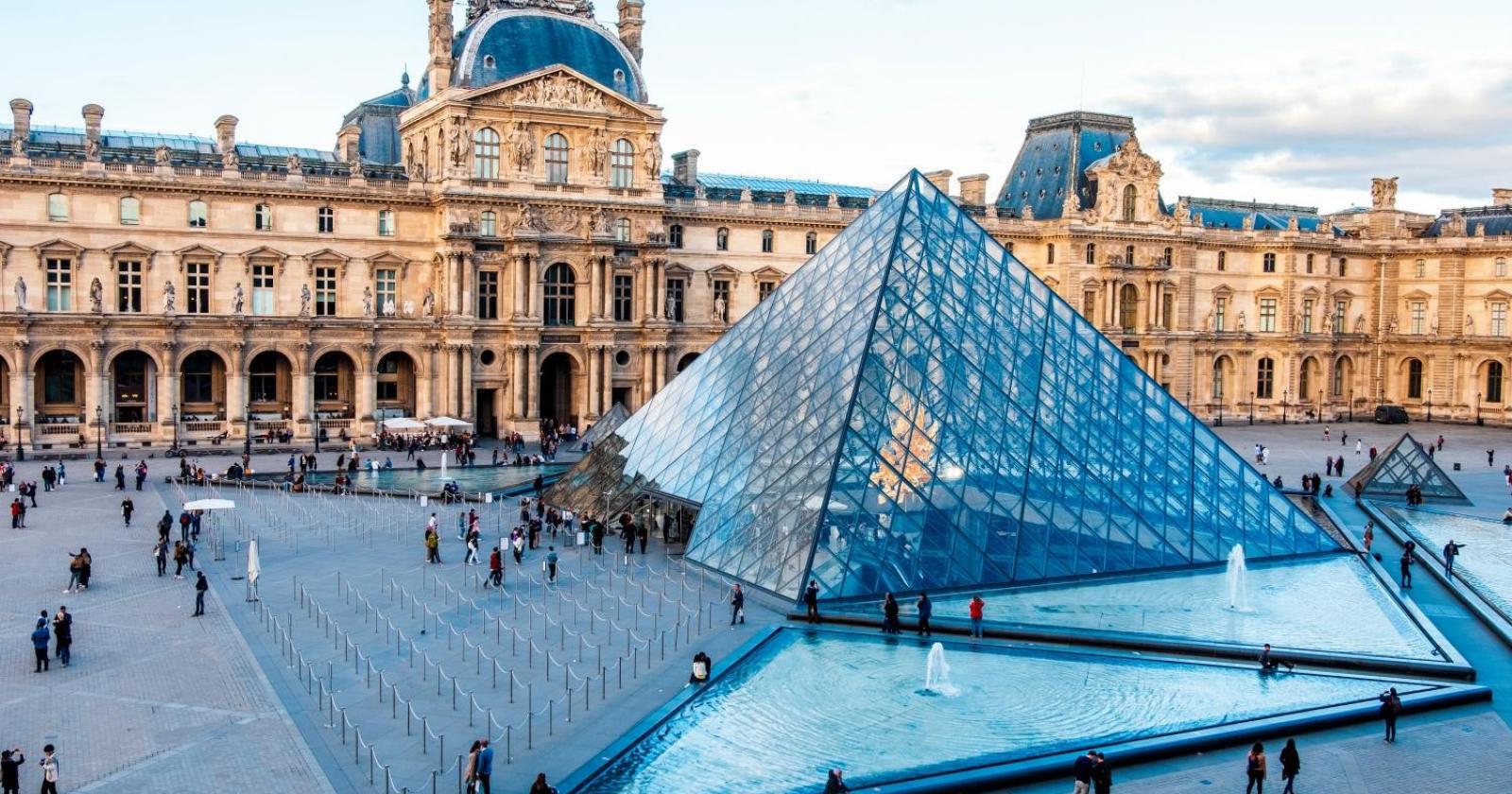 Furto shock al Louvre